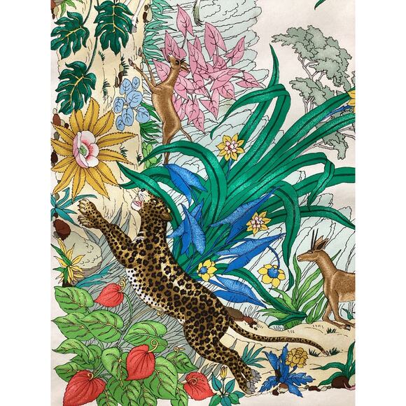 Gucci Scarf Women’s One Size 100% Silk Jungle Animals Motif Multicolor Gorgeous! - Picture 6 of 6